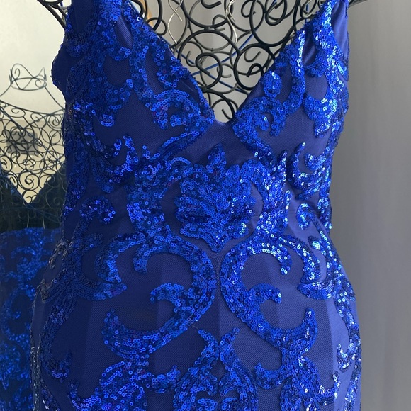 Windsor Gorgeous Royal Blue Sequin Open Back Fitted Mini Dress S Worn Once - Picture 2 of 5